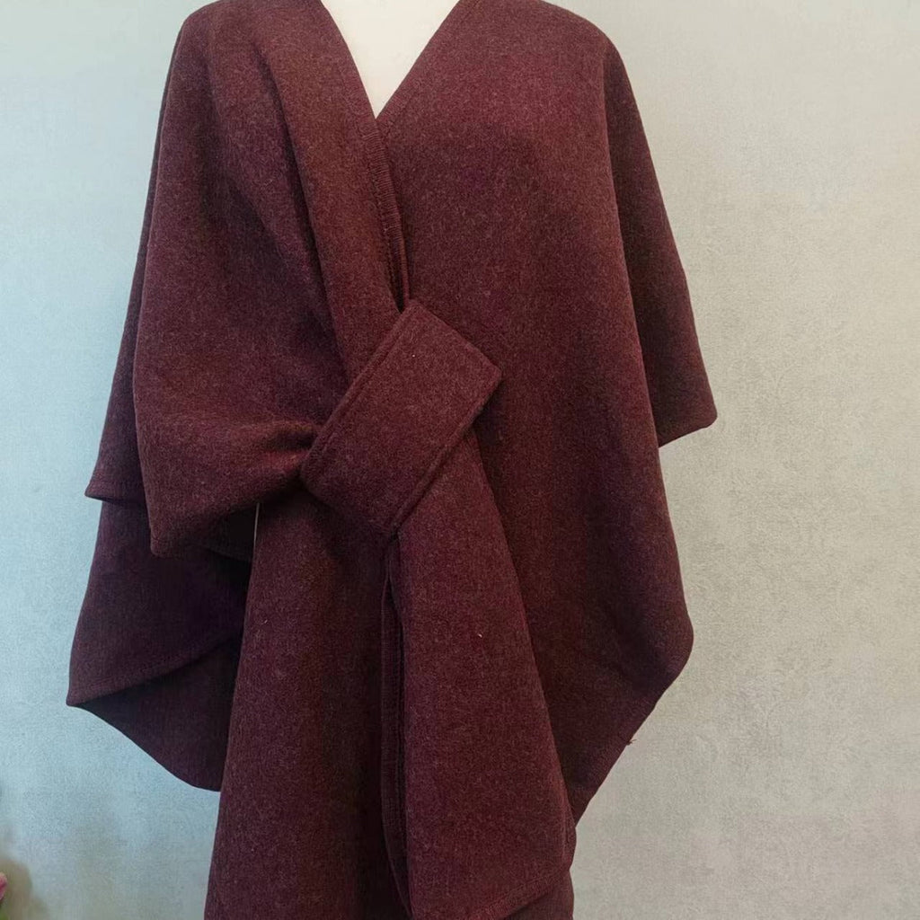Cape Châle en Maille avec Col en Fourrure Synthétique et Pompons – vue 7 | Ma boutique pharaon